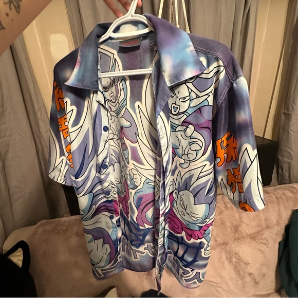 Dragon Ball Z Graphic Button Up • Manga Collection • Medium - Picture 2 of 7